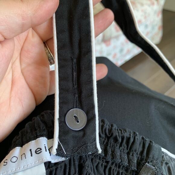 Madison Leigh Black Dress, Size 6 - Picture 5 of 7